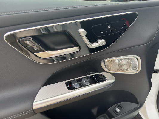 MERCEDES-BENZ GLC 300 de 4M EQ Star-image-9