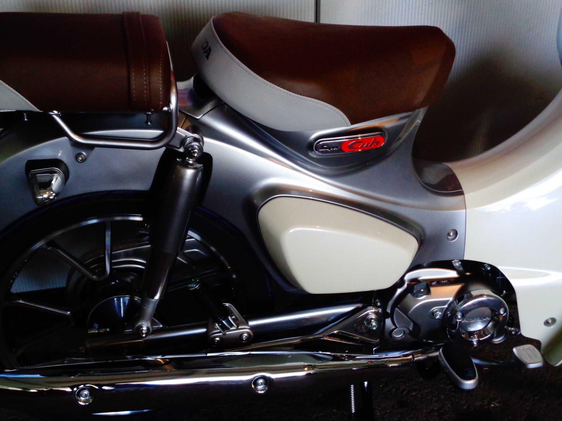 HONDA C 125 Super Cub-image-7