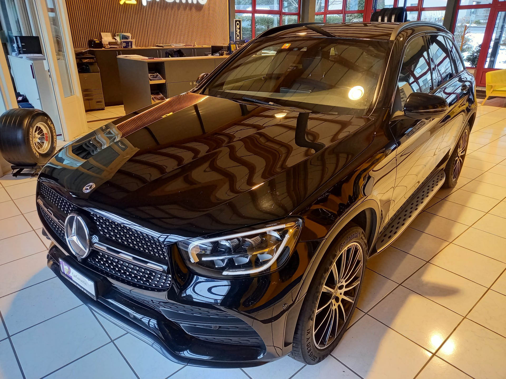 MERCEDES-BENZ GLC 300 e 4Matic 9G-Tronic