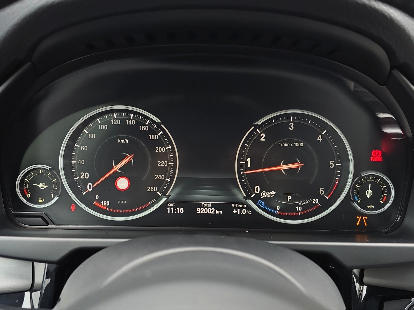 BMW X5 xDrive M Sport 30d Steptronic-image-14