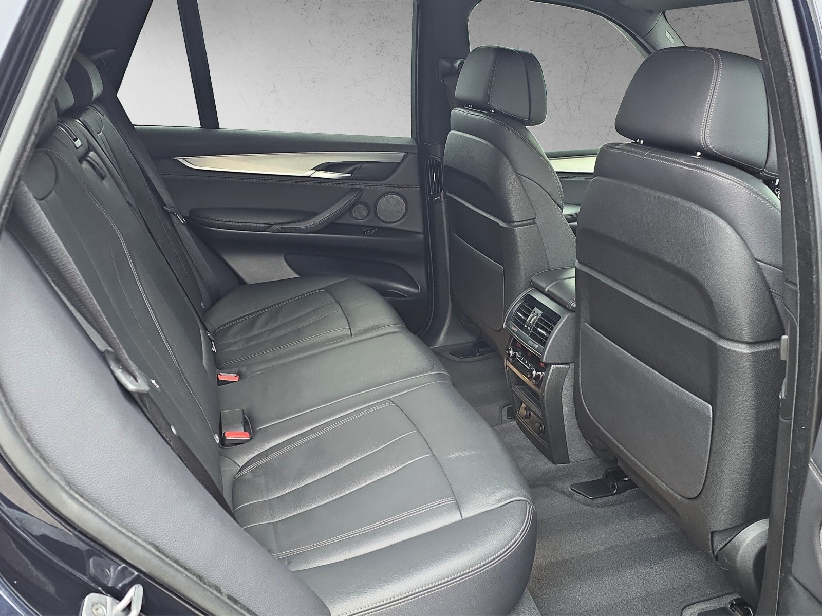 BMW X5 xDrive M Sport 30d Steptronic-image-12