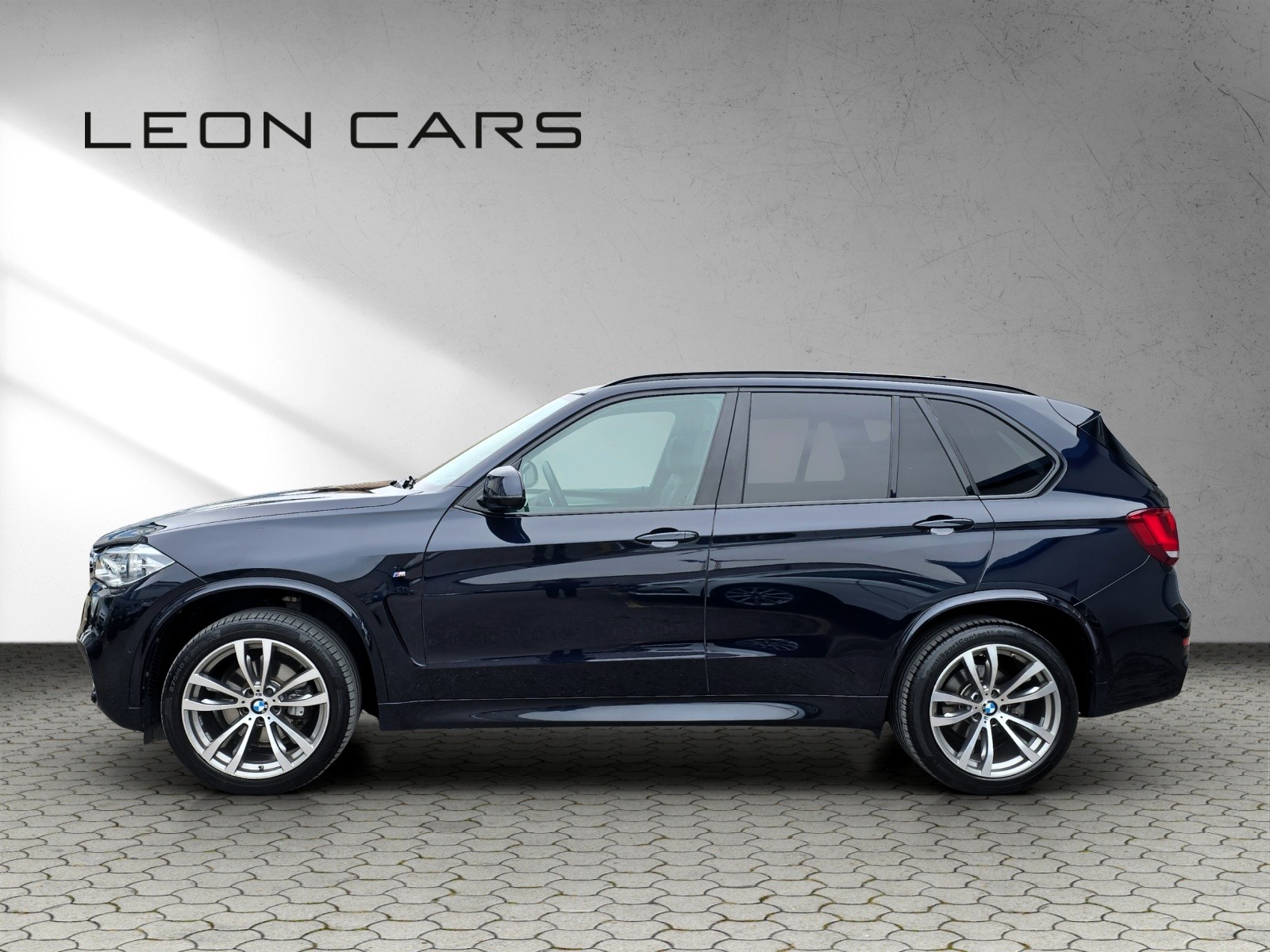 BMW X5 xDrive M Sport 30d Steptronic-image-2
