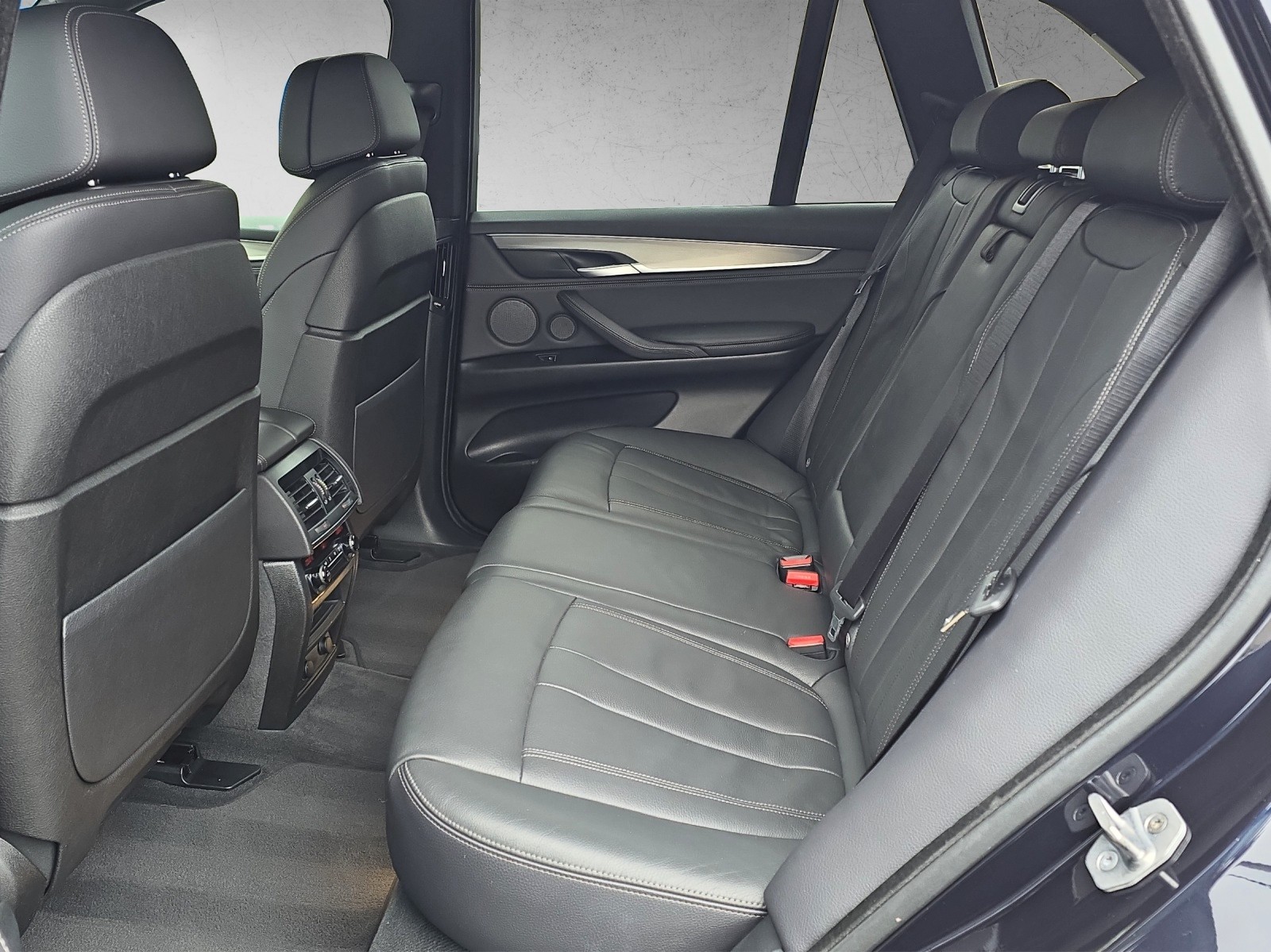 BMW X5 xDrive M Sport 30d Steptronic-image-11
