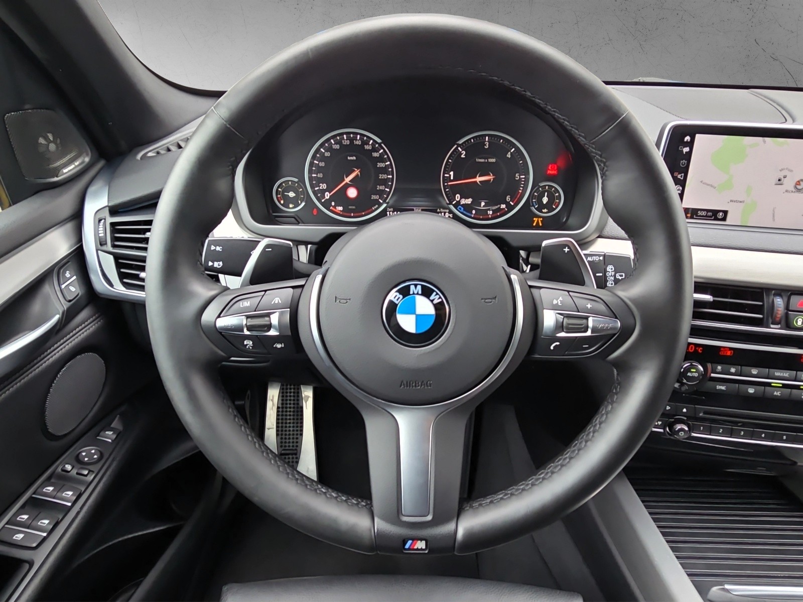 BMW X5 xDrive M Sport 30d Steptronic-image-9