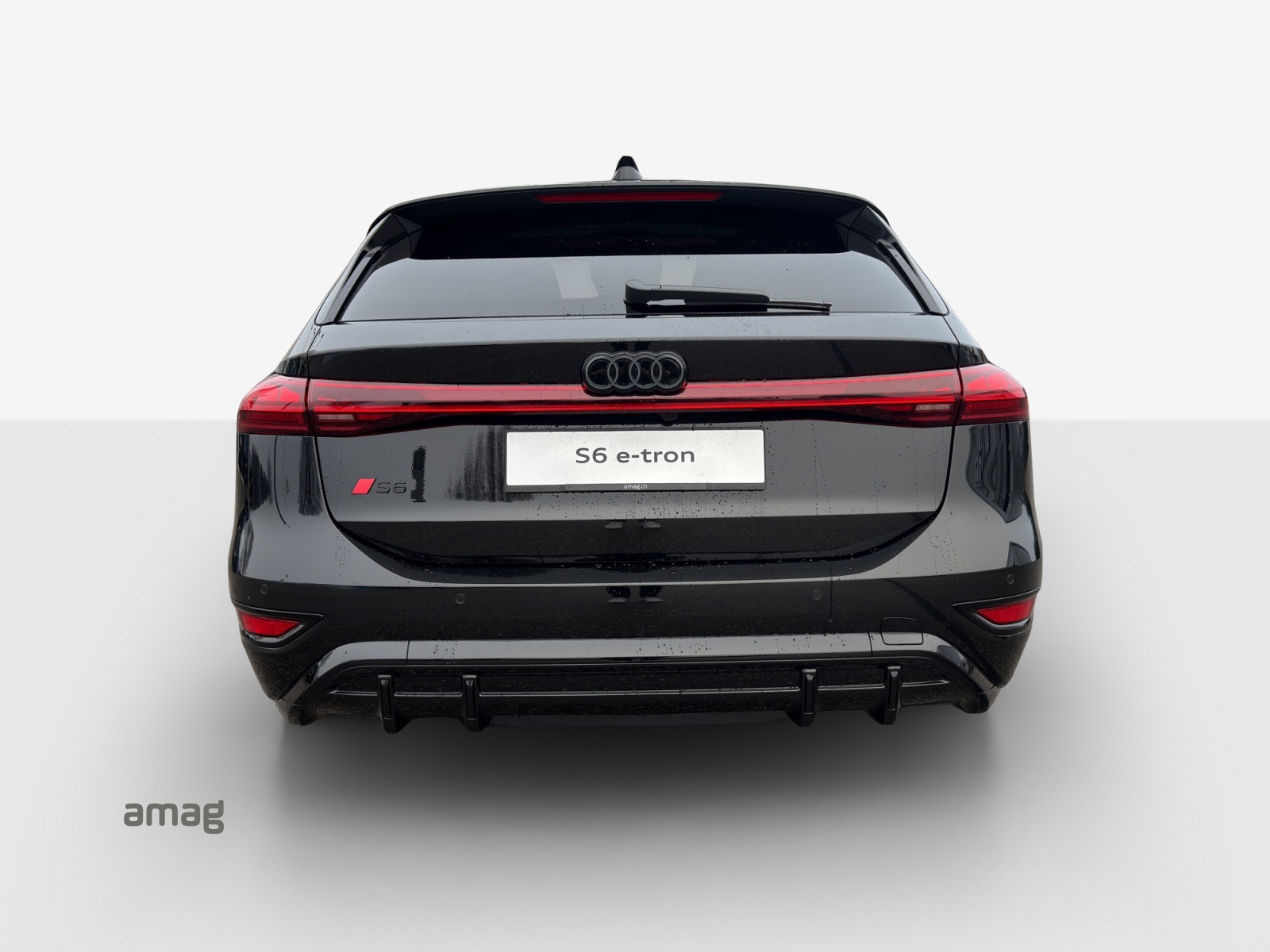 AUDI S6 Avant e-tron quattro-image-3