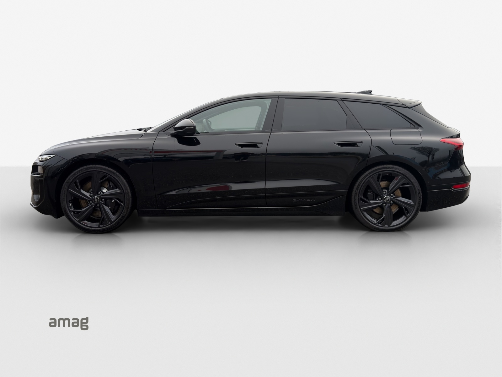 AUDI S6 Avant e-tron quattro-image-1