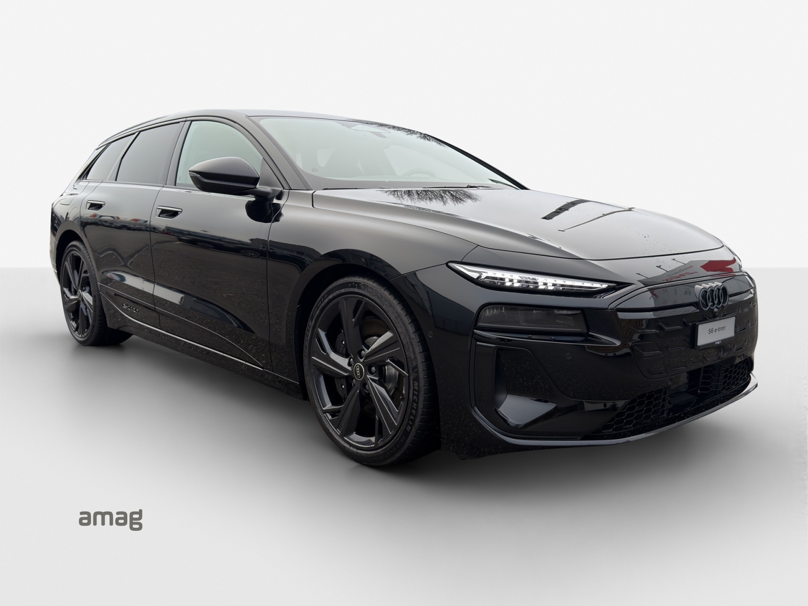 AUDI S6 Avant e-tron quattro-image-5