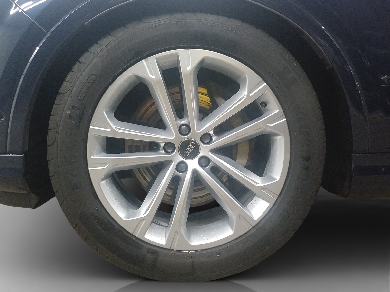 AUDI Q7 55 TFSI S line quattro tiptronic-image-15