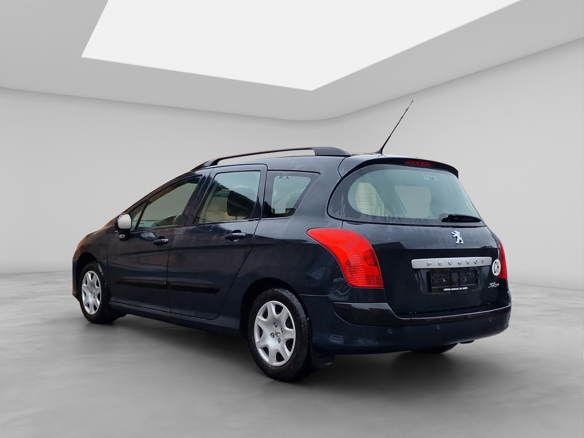 PEUGEOT 308 SW 1.6 HDI Trendy-image-3