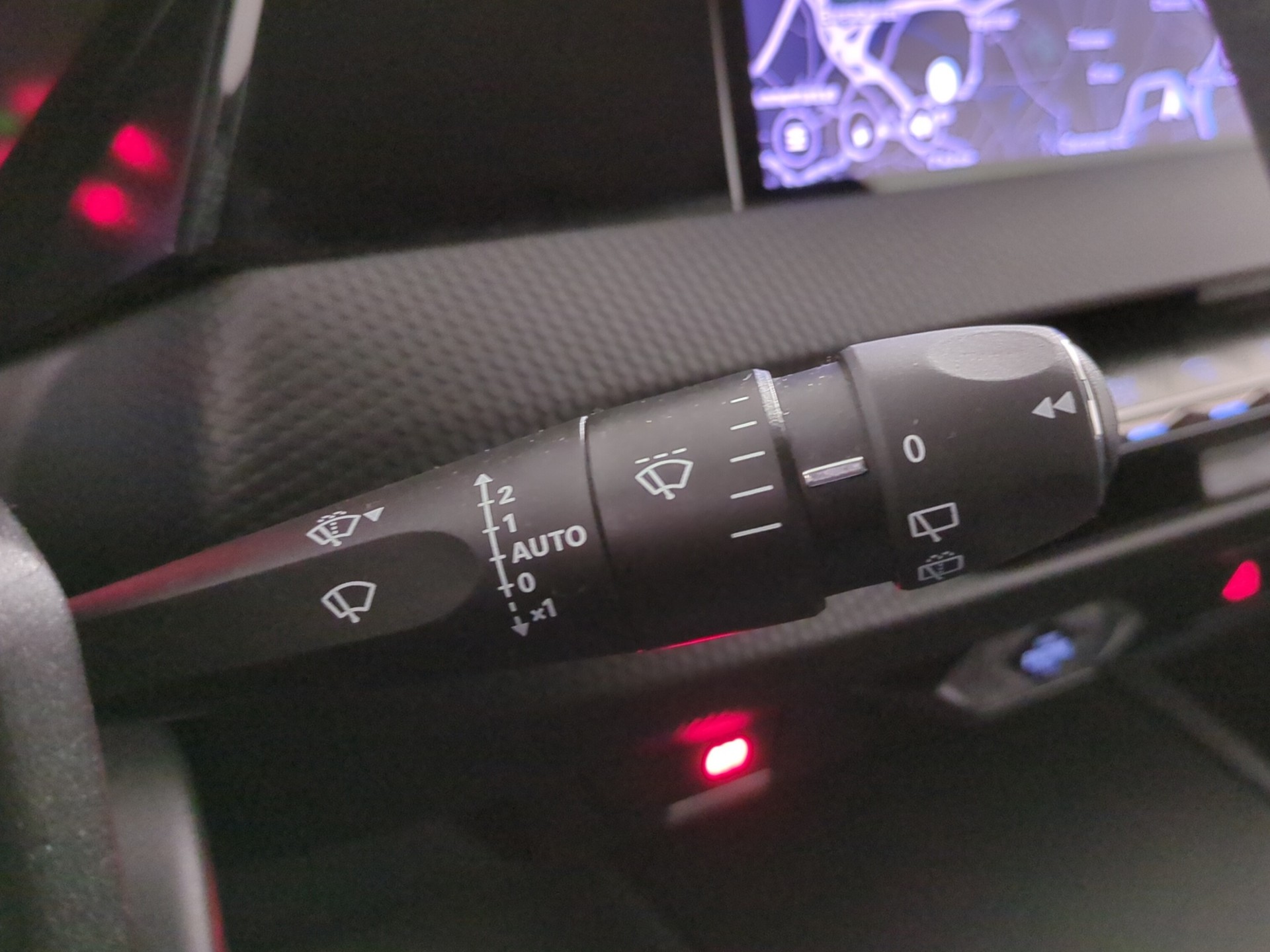 DS AUTOMOBILES DS 4 1.6 E-Tense Cross Rivoli-image-23