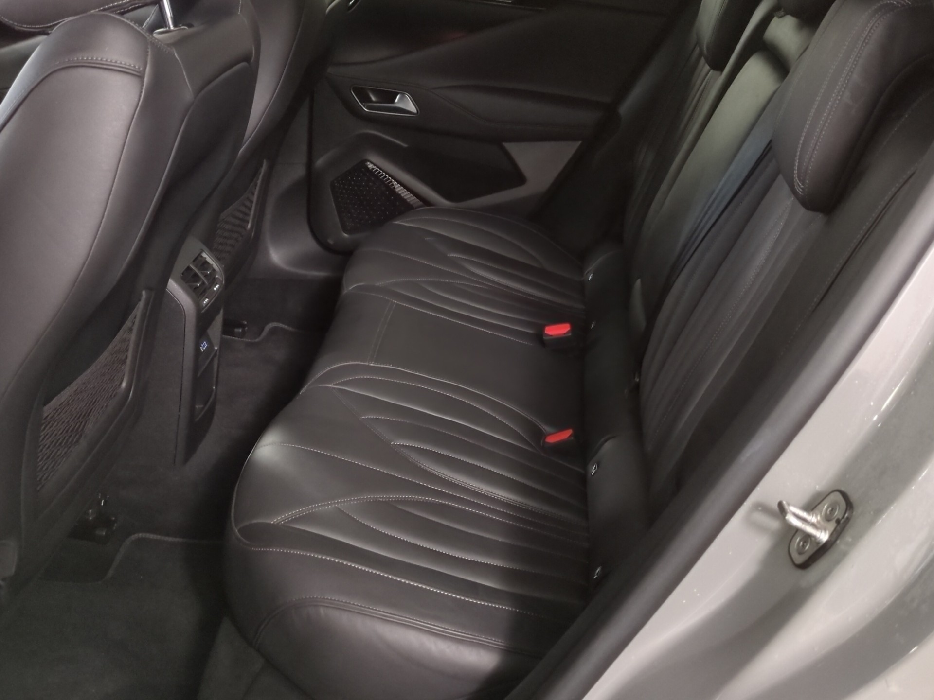 DS AUTOMOBILES DS 4 1.6 E-Tense Cross Rivoli-image-14