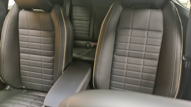 RENAULT Megane-image-4
