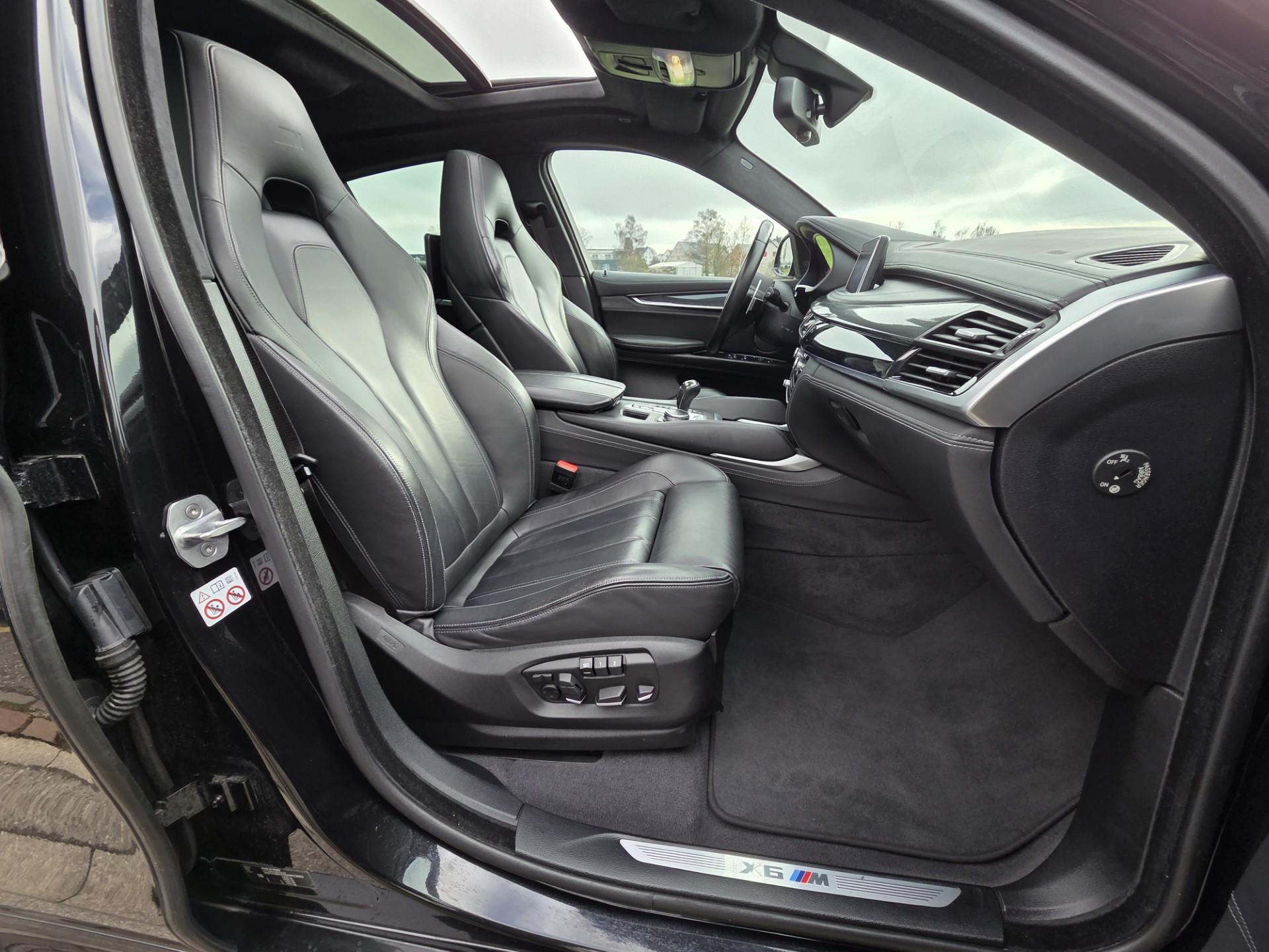 BMW X6M Edition Black Fire Steptronic-image-9