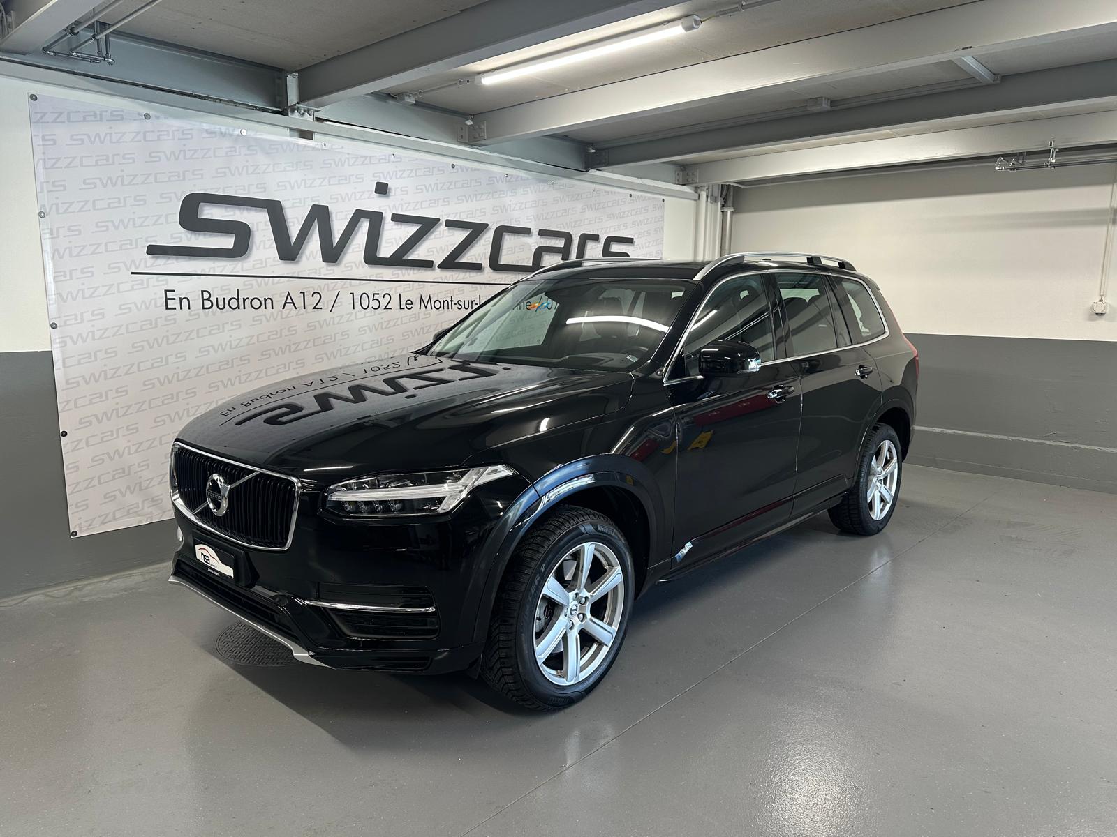 VOLVO XC90 D5 AWD Momentum Geartronic-image-1