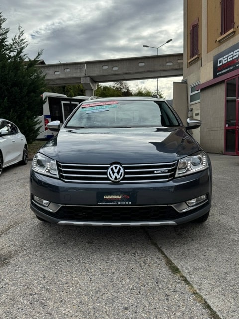 VW Passat Alltrack 2.0 TSI 4Motion DSG-image-2
