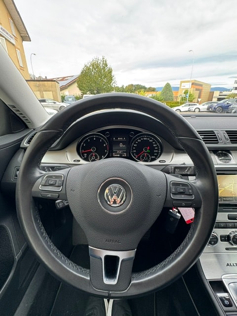 VW Passat Alltrack 2.0 TSI 4Motion DSG-image-8