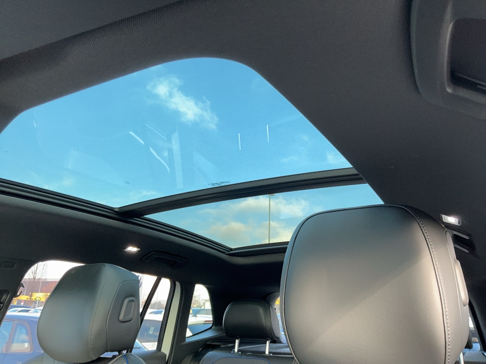 VW Tiguan 2.0 TSI DSG R-Line United 4Motion-image-14