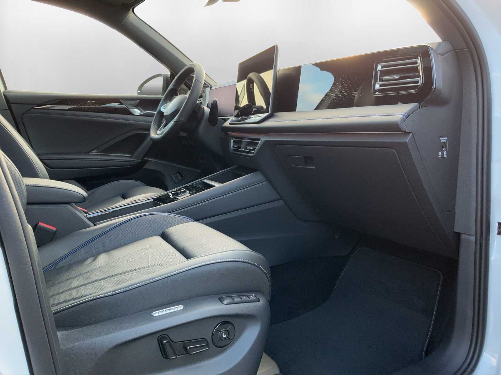 VW Tiguan 2.0 TSI DSG R-Line United 4Motion-image-13