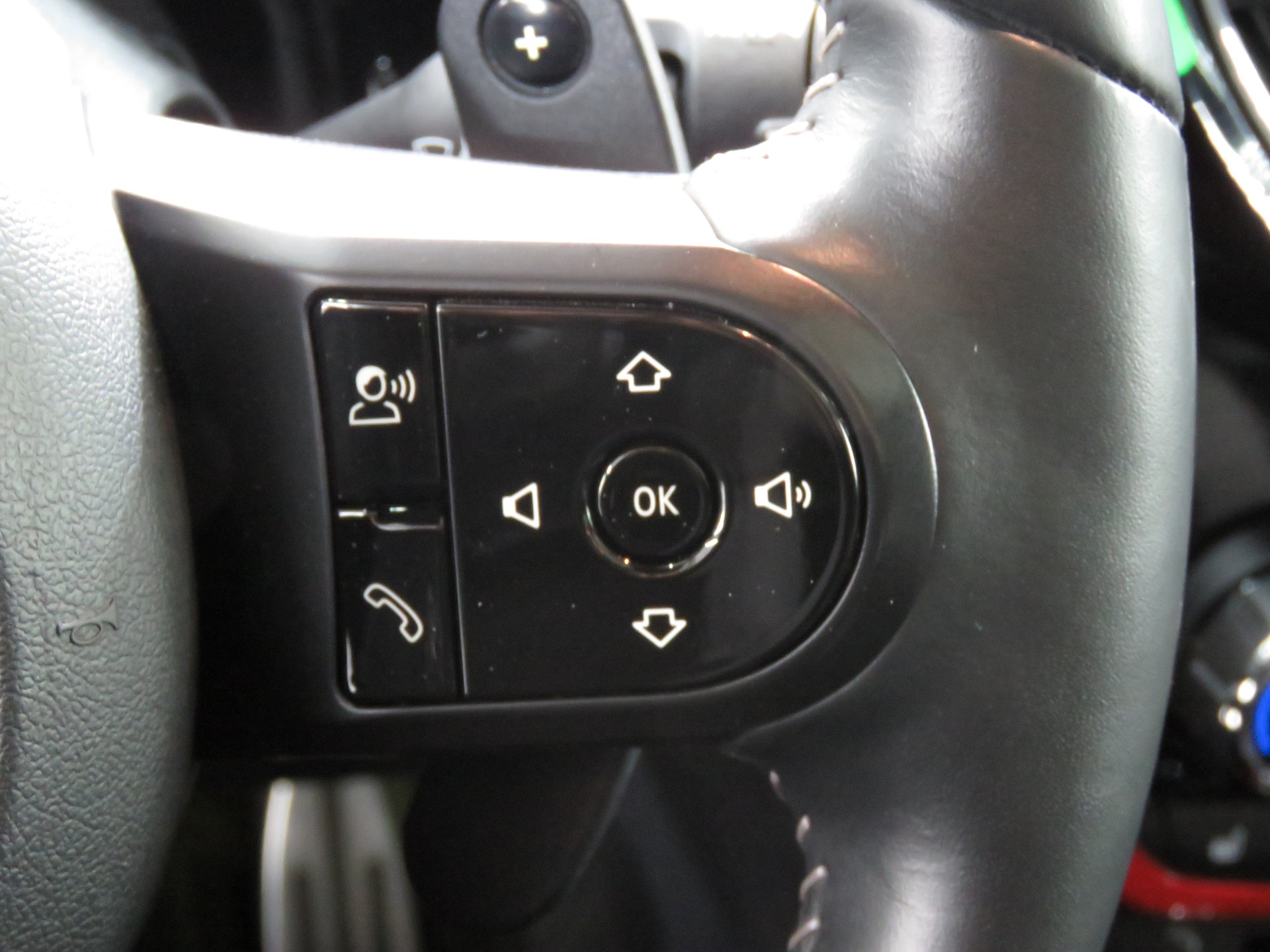 MINI Countryman John Cooper Works ALL4 Steptronic (Automat)-image-20