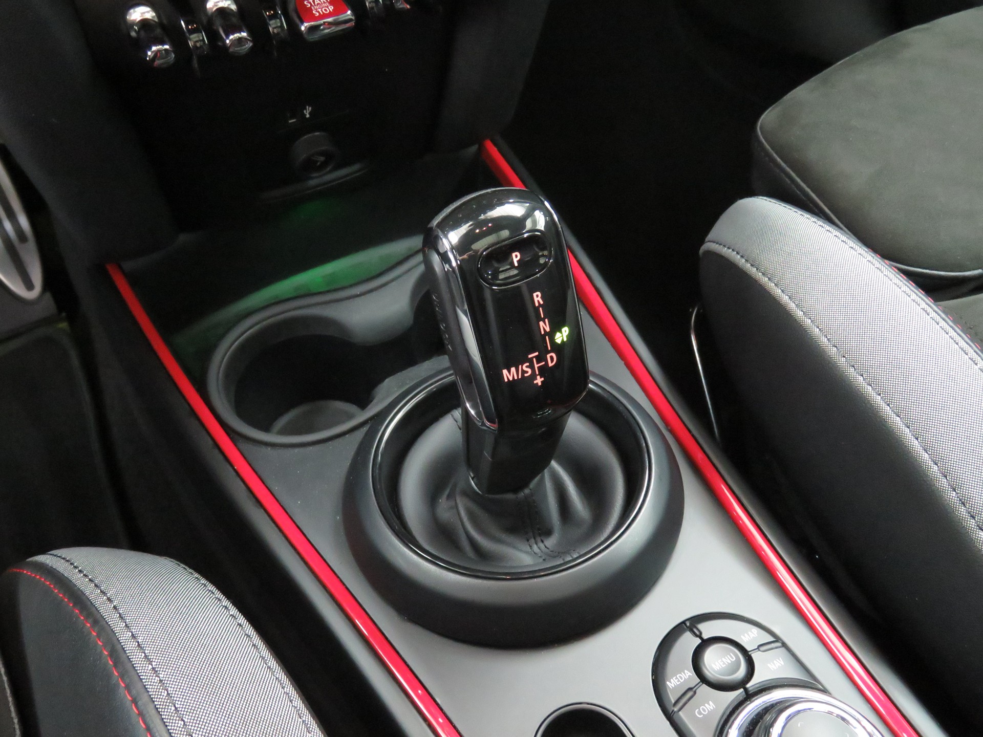MINI Countryman John Cooper Works ALL4 Steptronic (Automat)-image-14