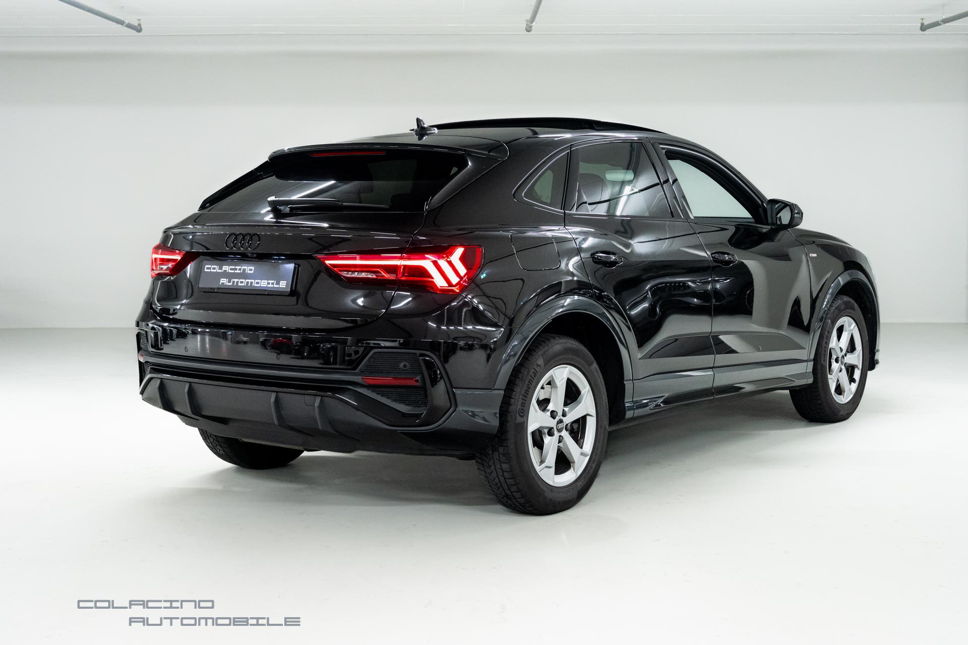 AUDI Q3 Sportback 40 TDI S line quattro S-tronic-showroom-element-1