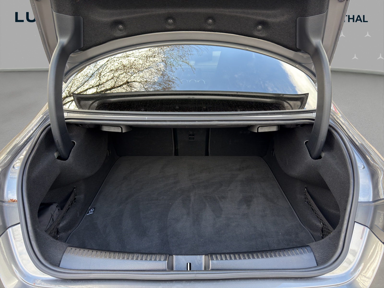 MERCEDES-BENZ CLA 200 7G-DCT-image-14
