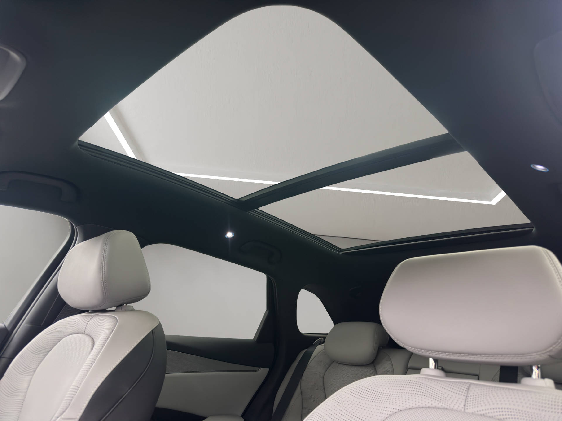 BYD Seal 6 DM-i Comfort Touring 212 PS-image-14