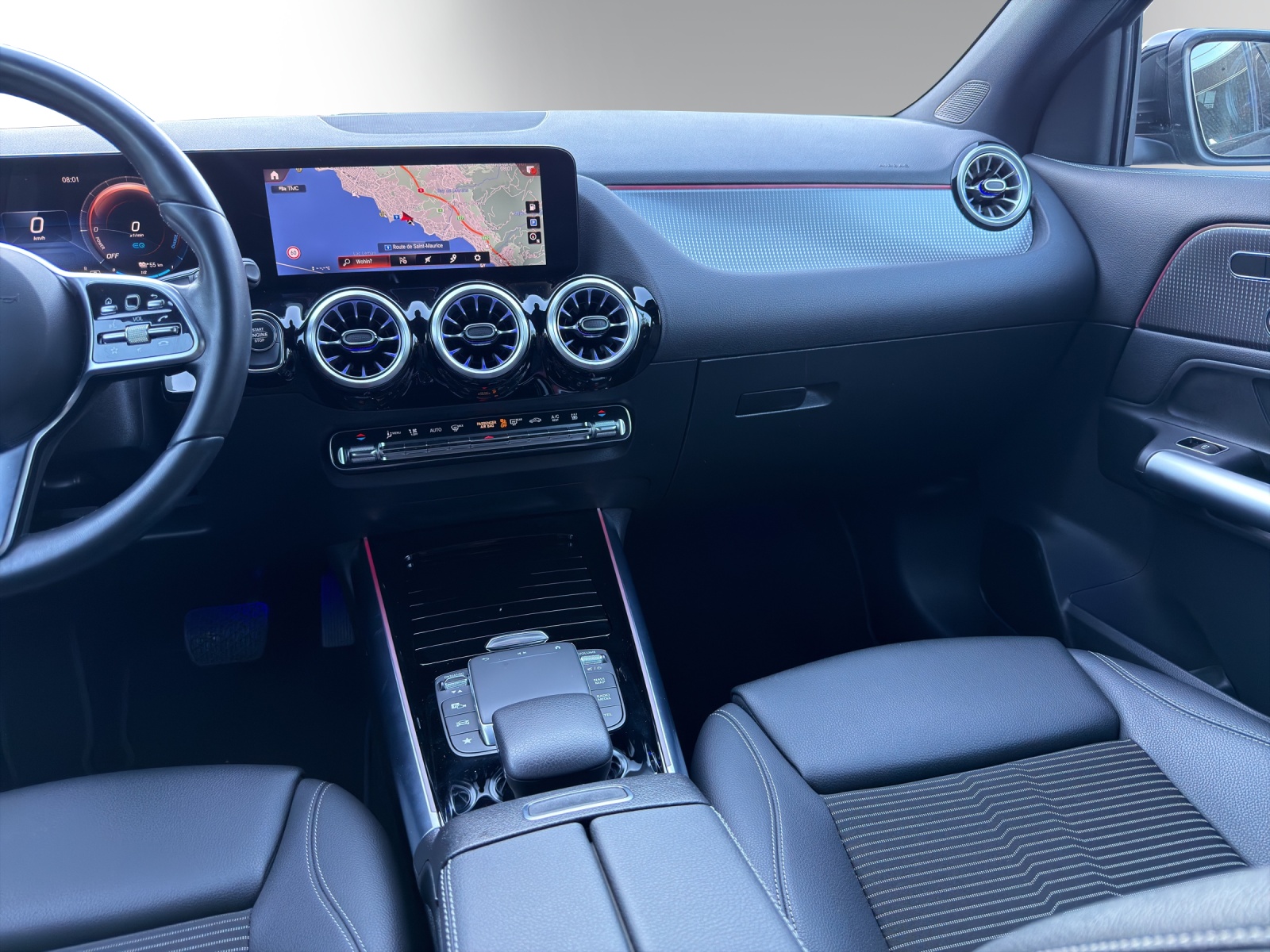 Image MERCEDES-BENZ GLA-250 GLA 250e Progressive 8G-D