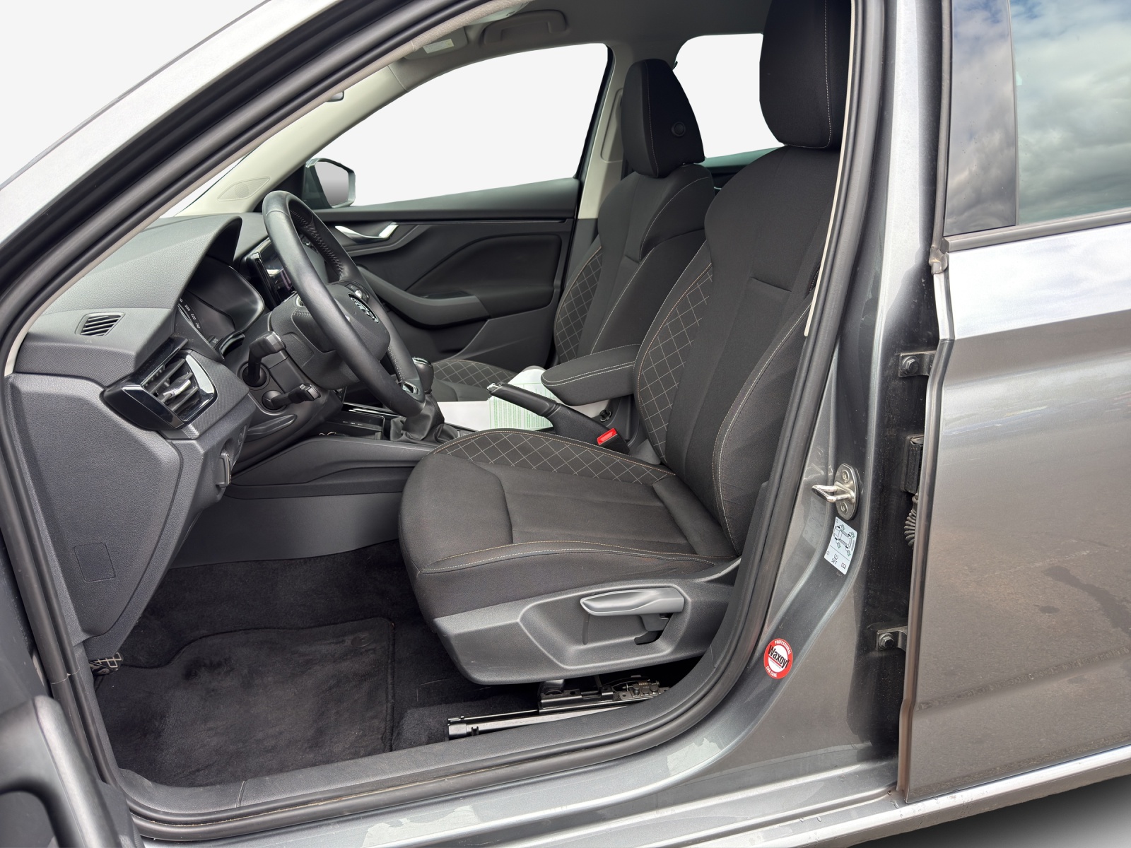 SKODA Scala 1.0 TSI Ambition-image-7