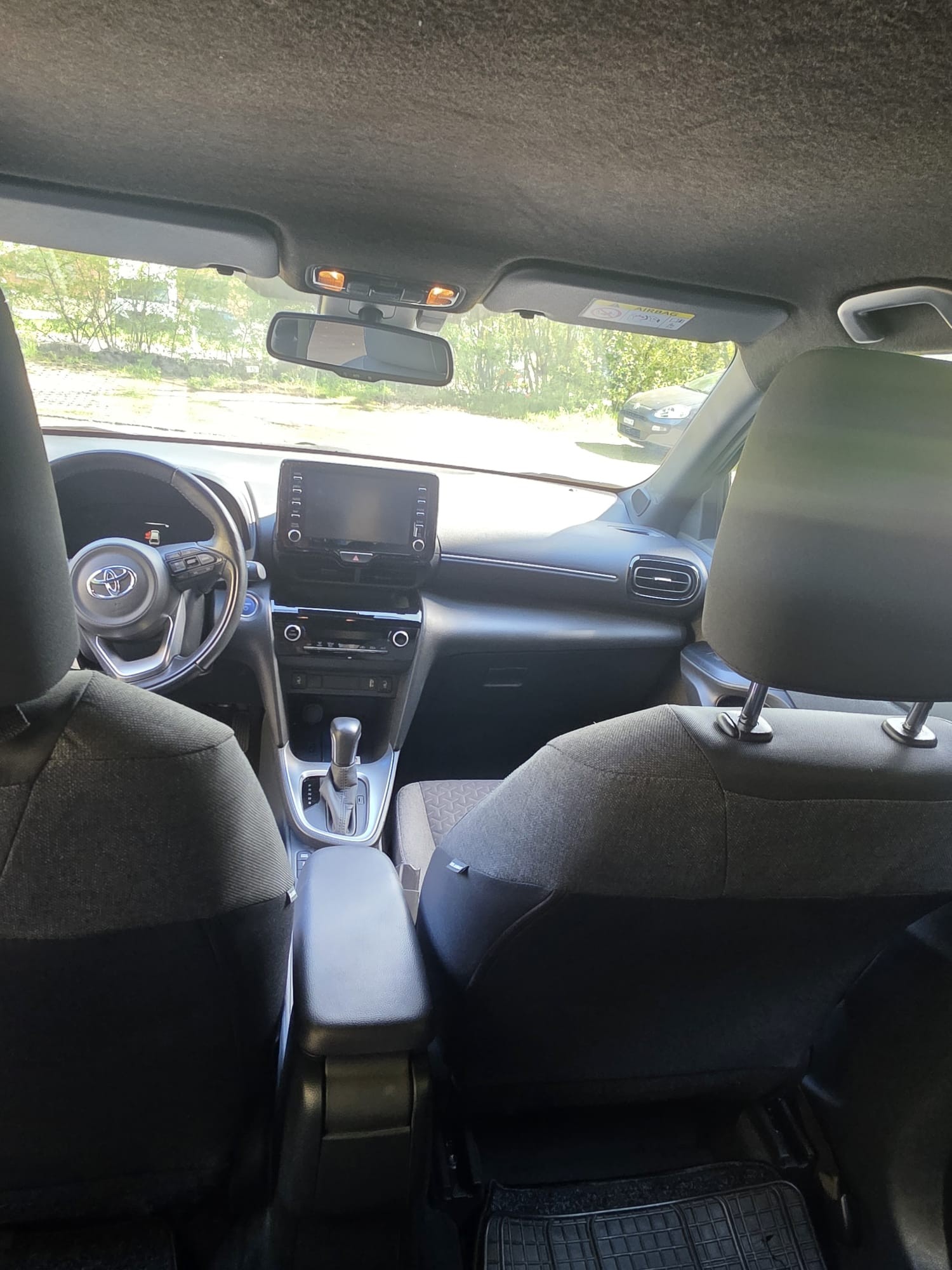 TOYOTA Yaris Cross 1.5 Trend e-CVT-image-3
