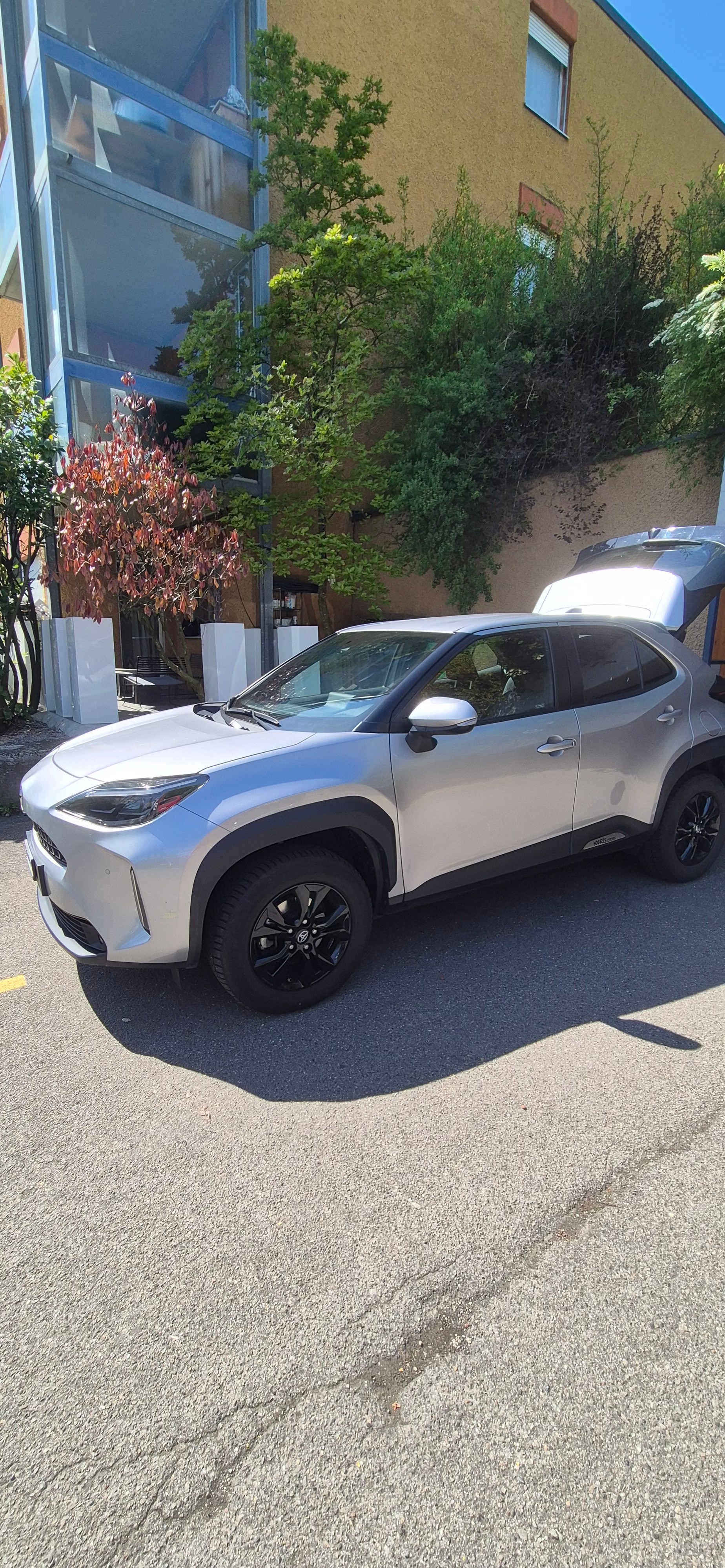 TOYOTA Yaris Cross 1.5 Trend e-CVT-image-1