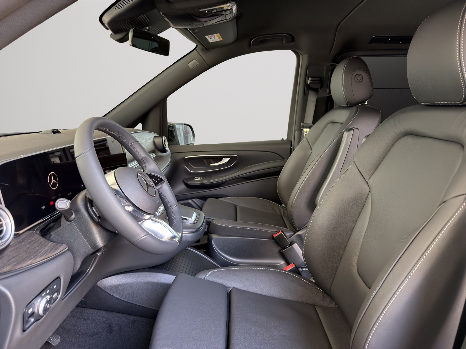 Image MERCEDES-BENZ V-250 V 250 d extralang 4Matic Avantgarde 9G-Tronic