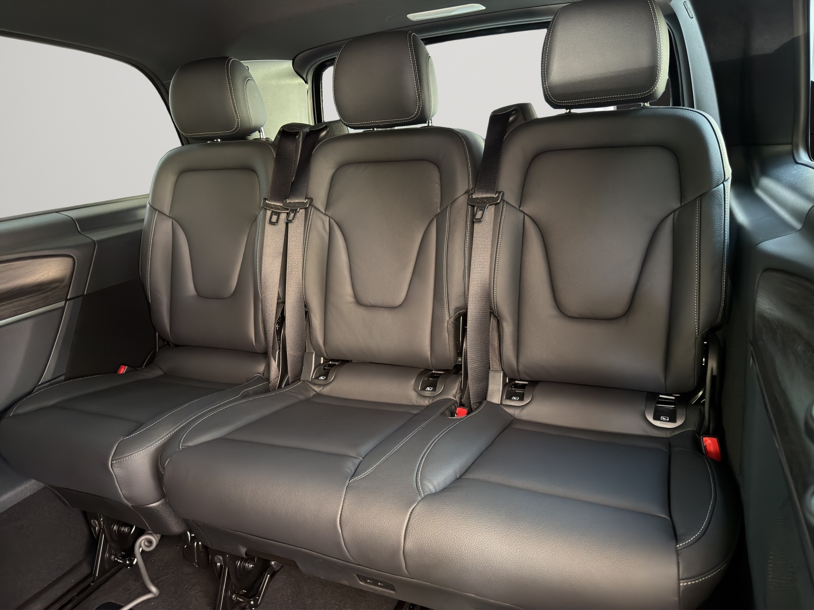 Image MERCEDES-BENZ V-250 V 250 d extralang 4Matic Avantgarde 9G-Tronic