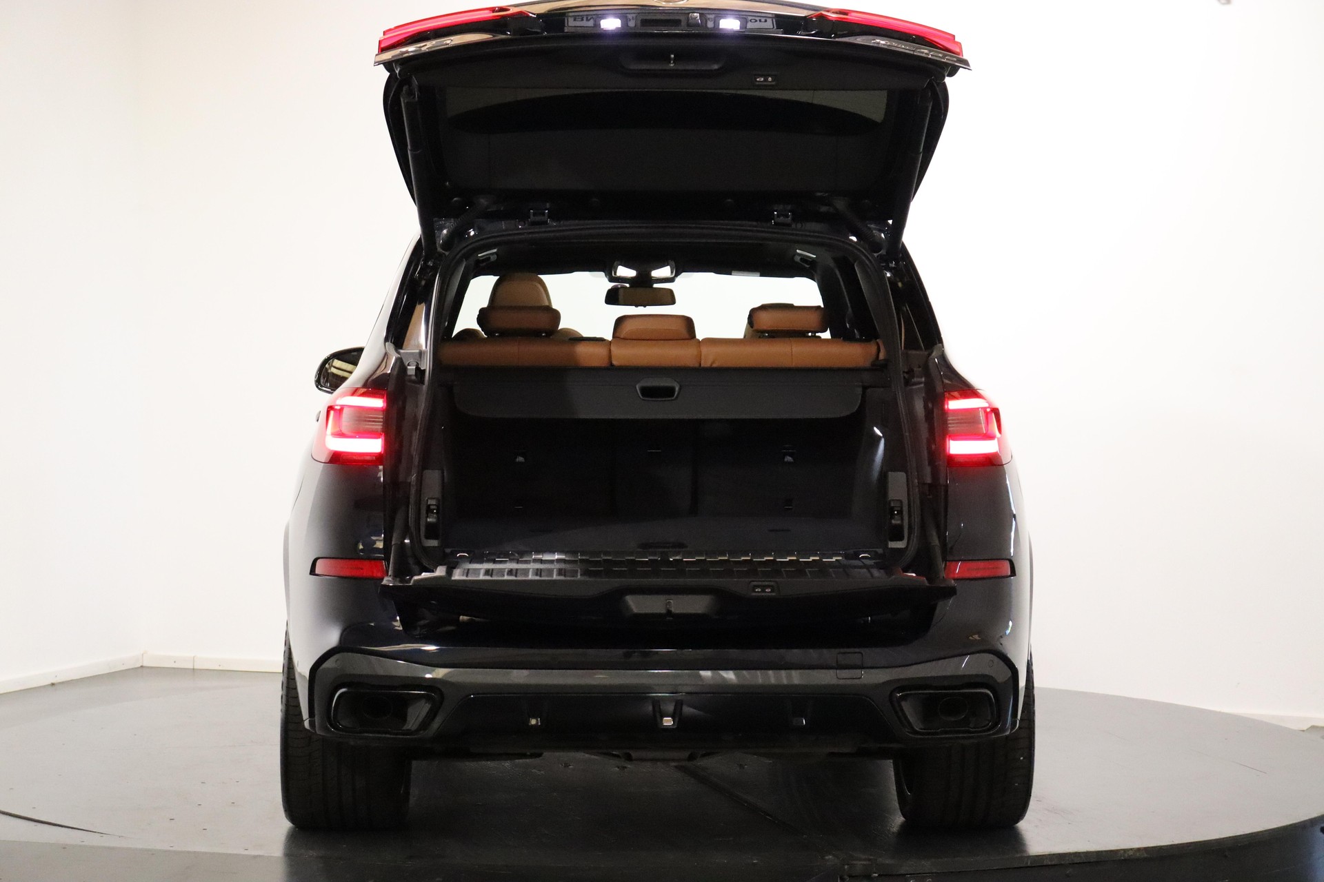 BMW X5 45e xDrive SAG-image-5