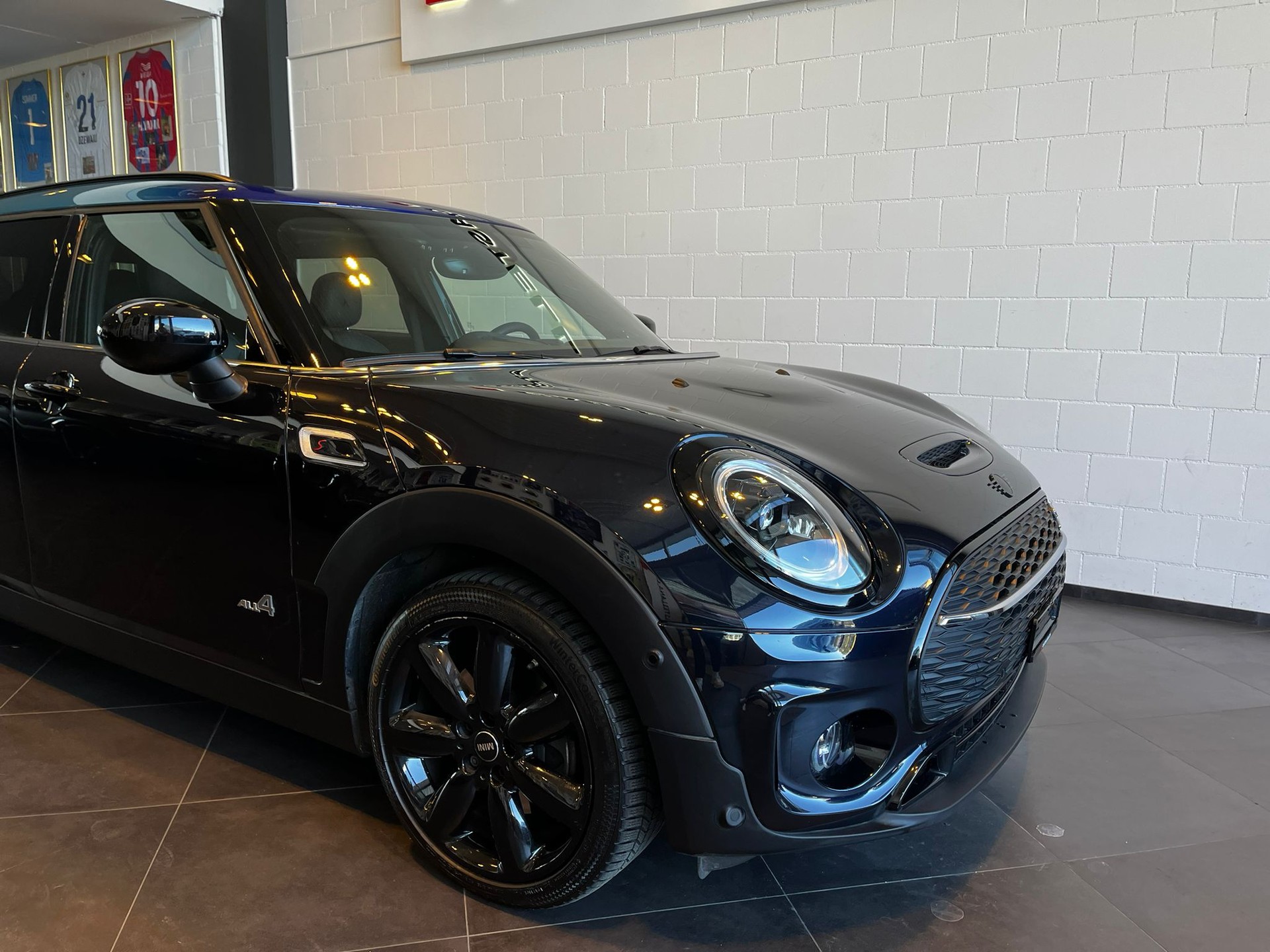 MINI Clubman Cooper S Trafalgar ALL4-image-1