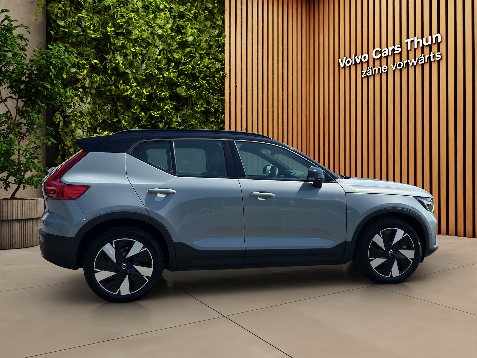 VOLVO XC40 E80 Ultimate-image-3