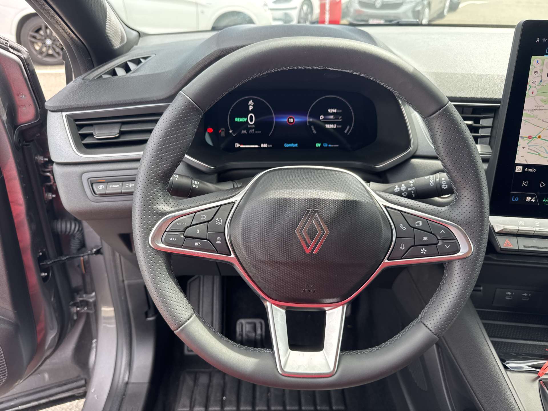 RENAULT Captur 1.8 E-Tech 160 Techno DHT-Automat-image-15