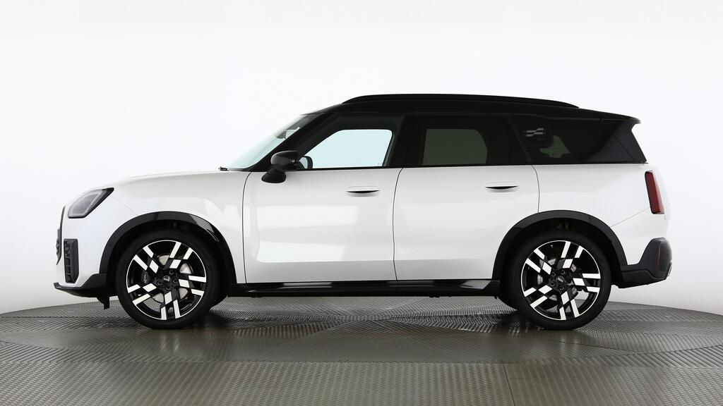 MINI Countryman S ALL4-image-1