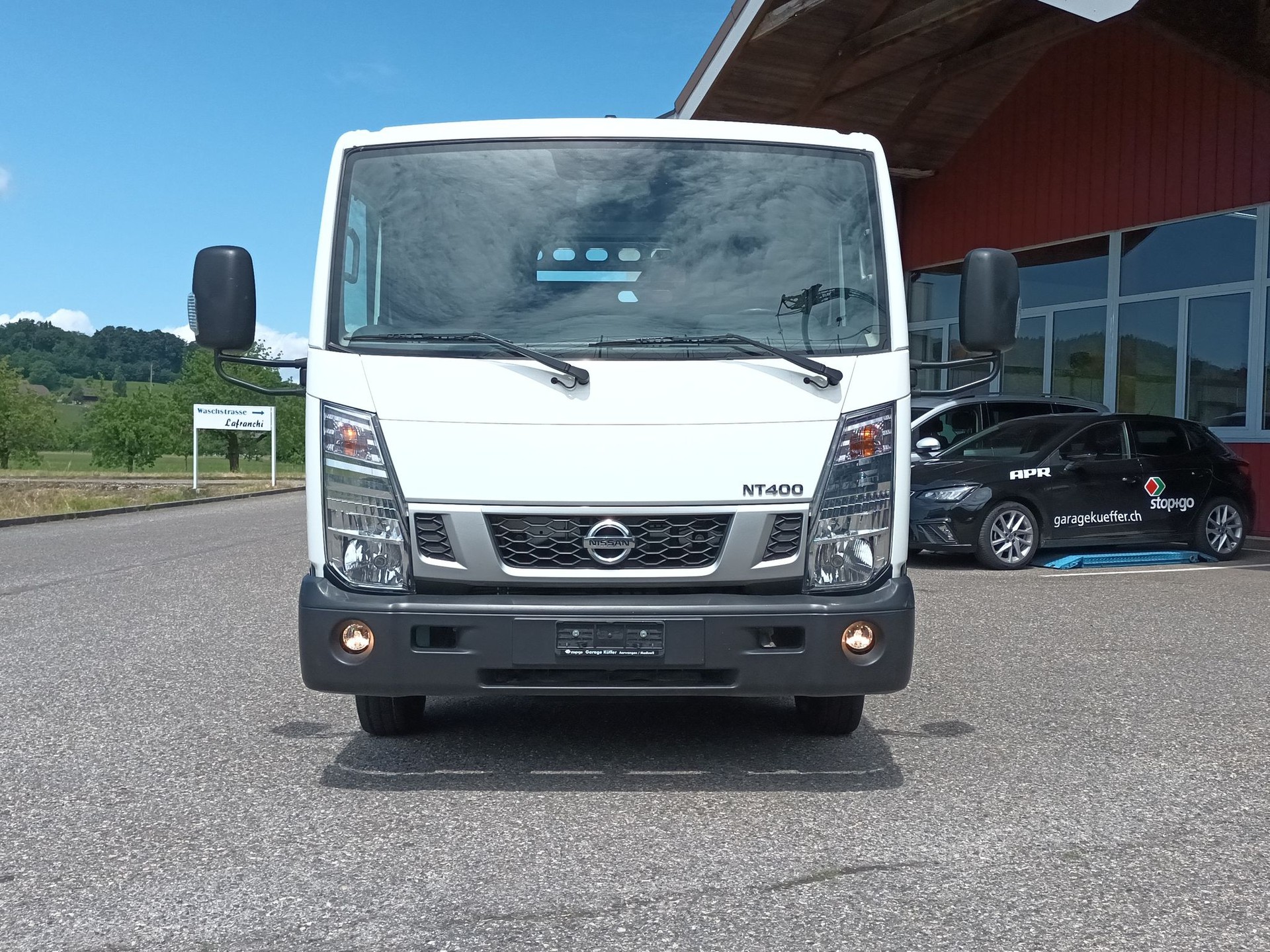 NISSAN NT400 35.13 L2 PRO-showroom-element-1