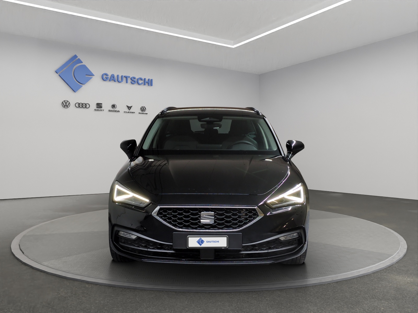 SEAT Leon ST 1.5 eHybrid pHEV DSG Style-image-4