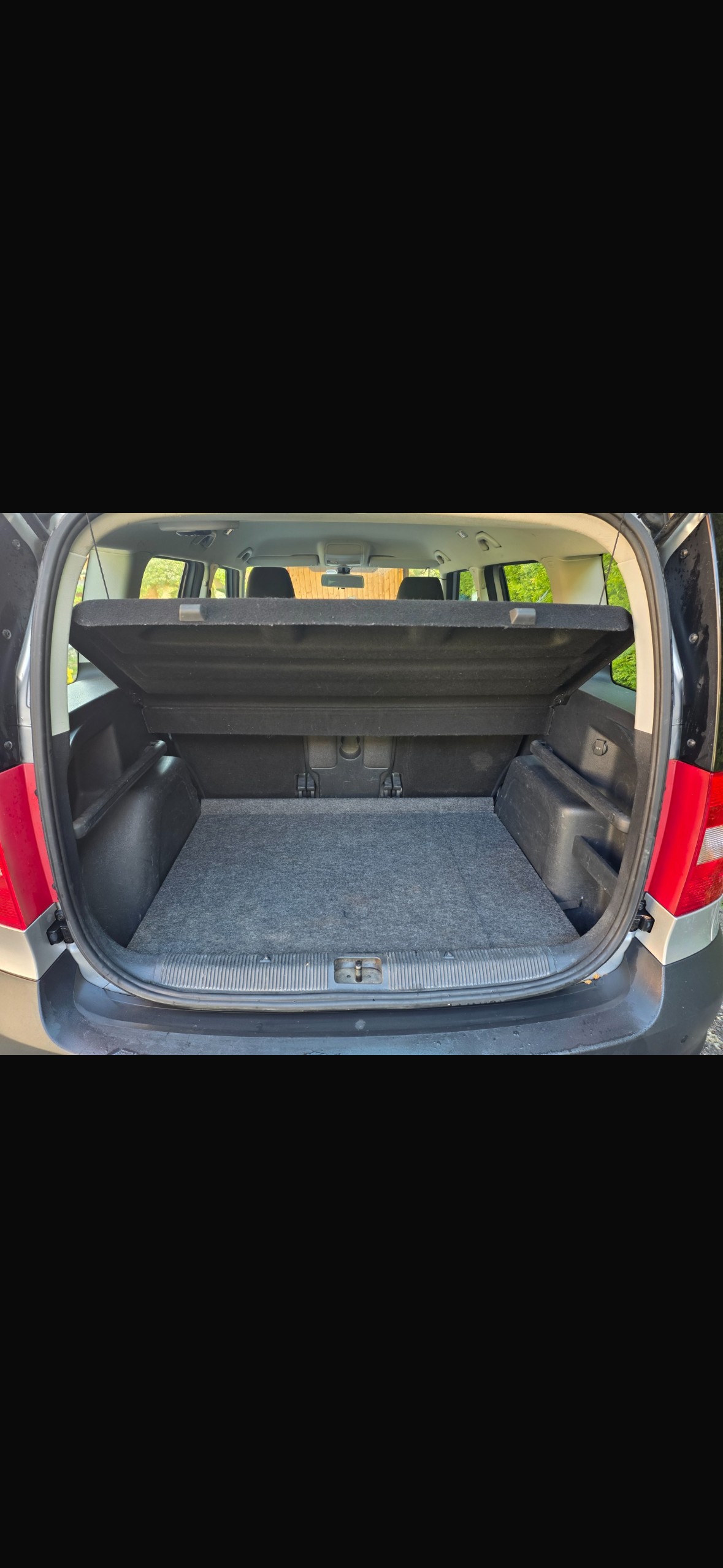 SKODA Yeti 1.8 TSI Active 4x4-image-9