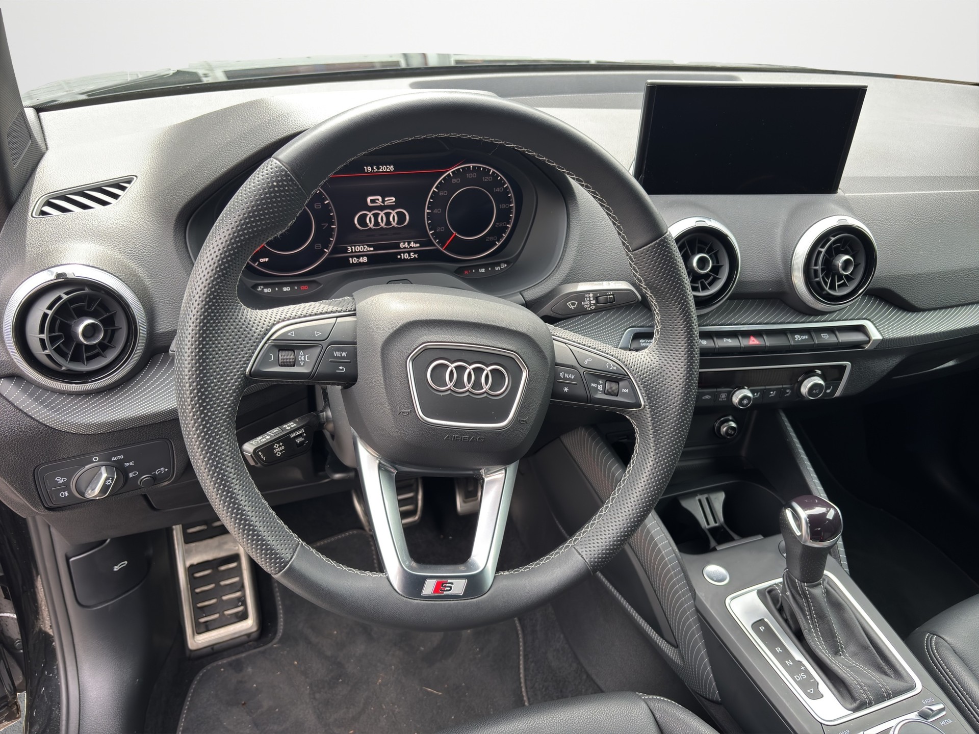 AUDI Q2 35 TFSI S line S-tronic-image-7