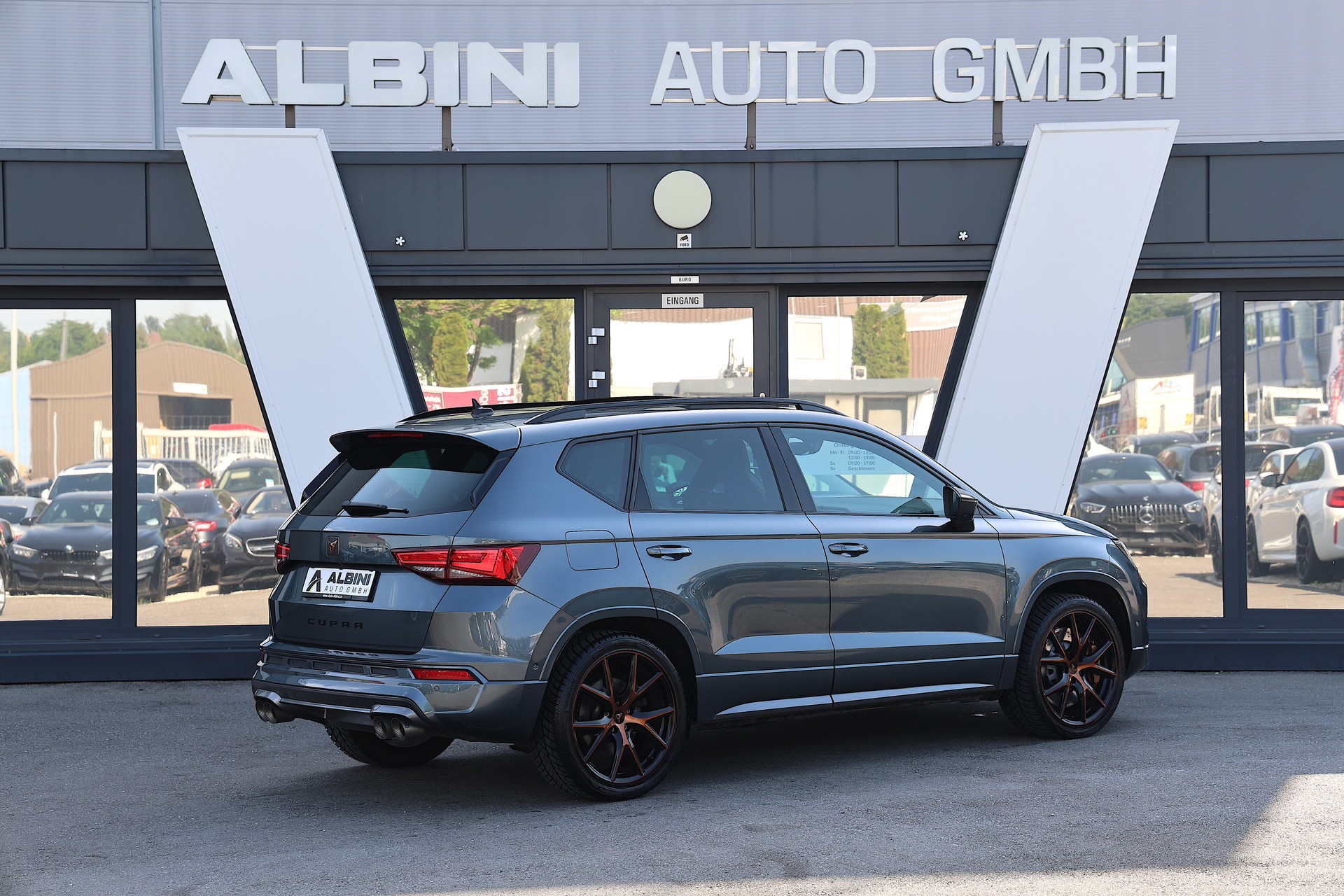 CUPRA Ateca 2.0TSI 4Drive DSG **Akrapovic**-image-3