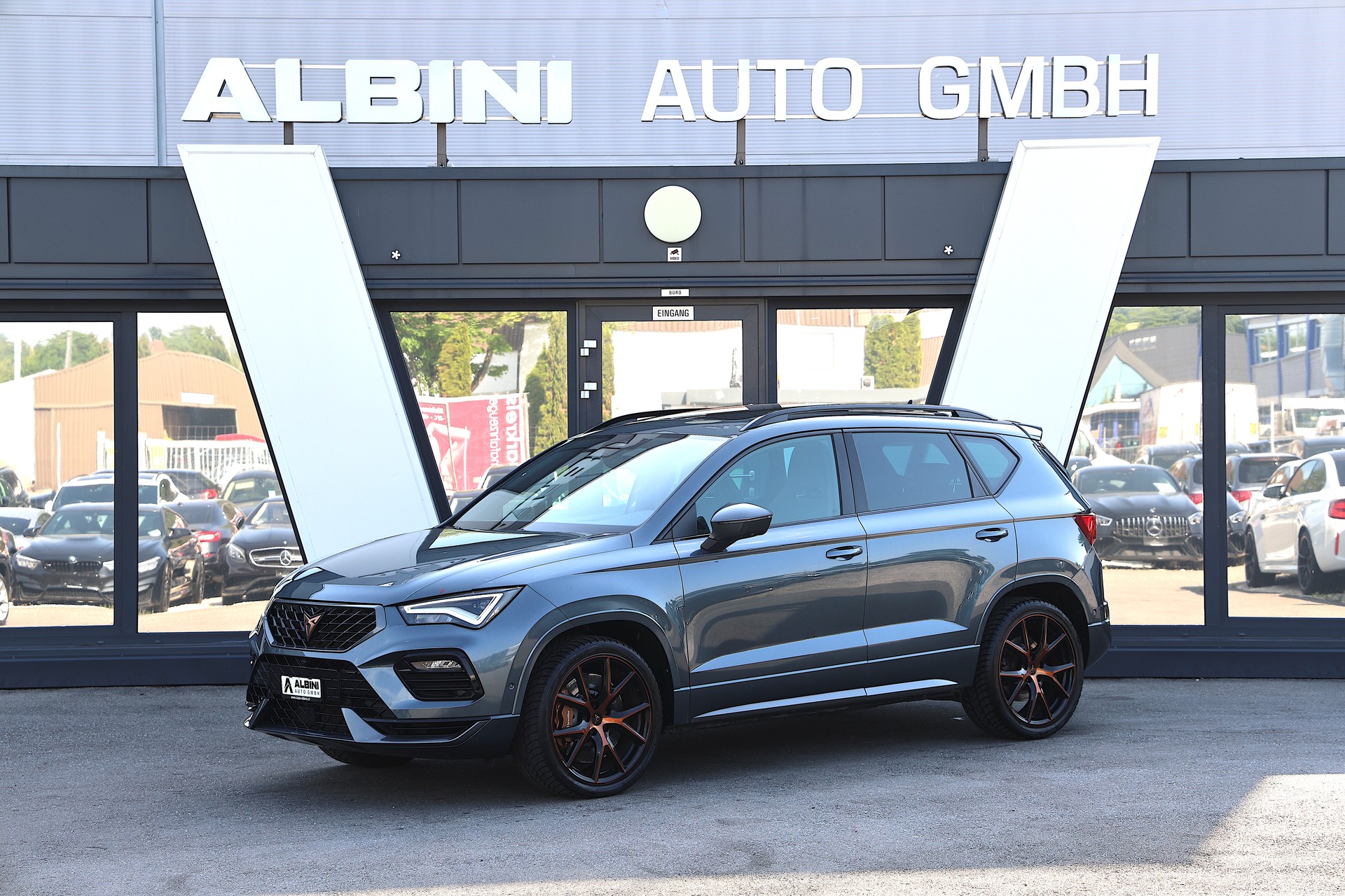 CUPRA Ateca 2.0TSI 4Drive DSG **Akrapovic**-image-0
