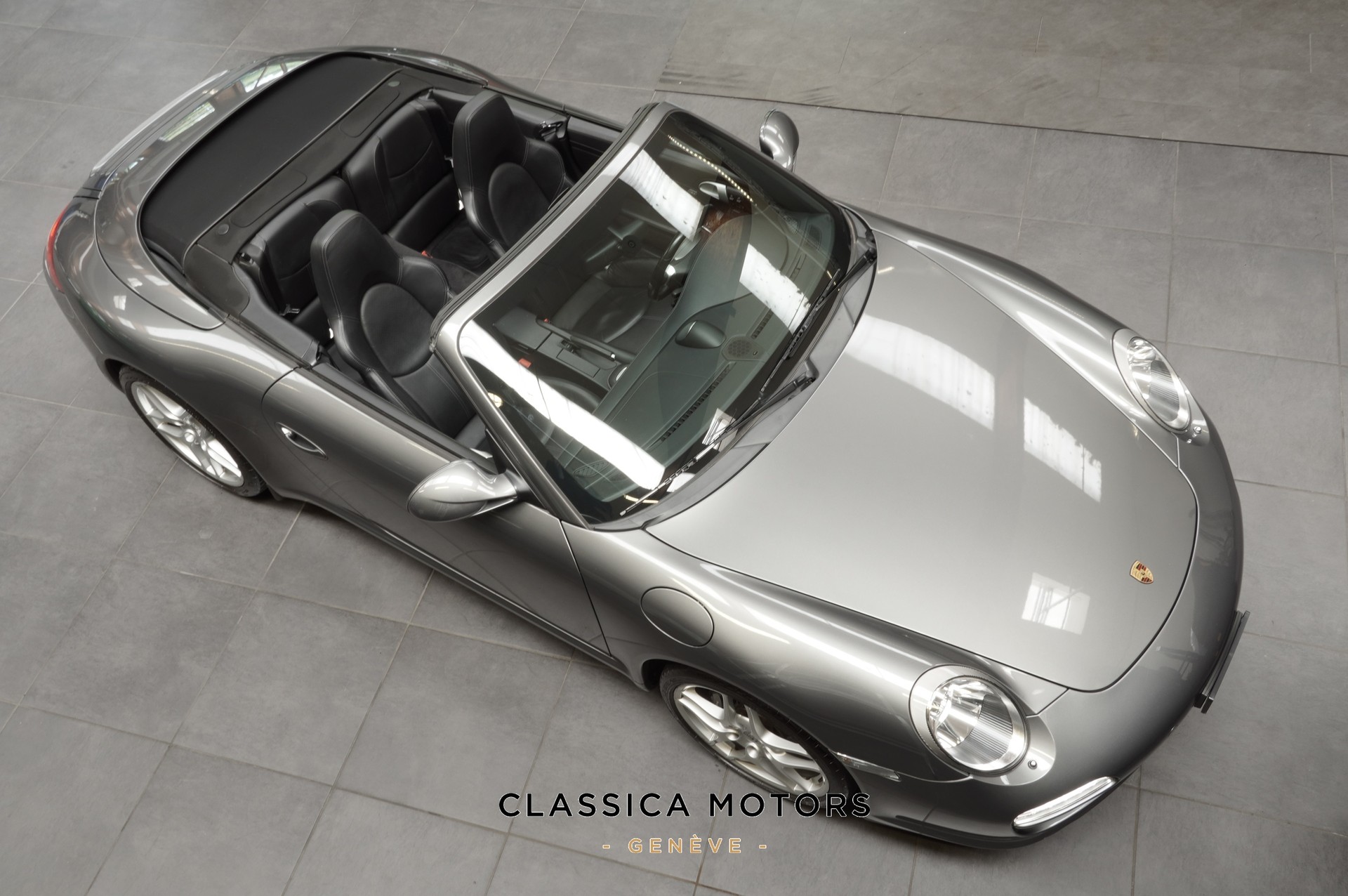 PORSCHE 911 Cabrio Carrera PDK-image-15