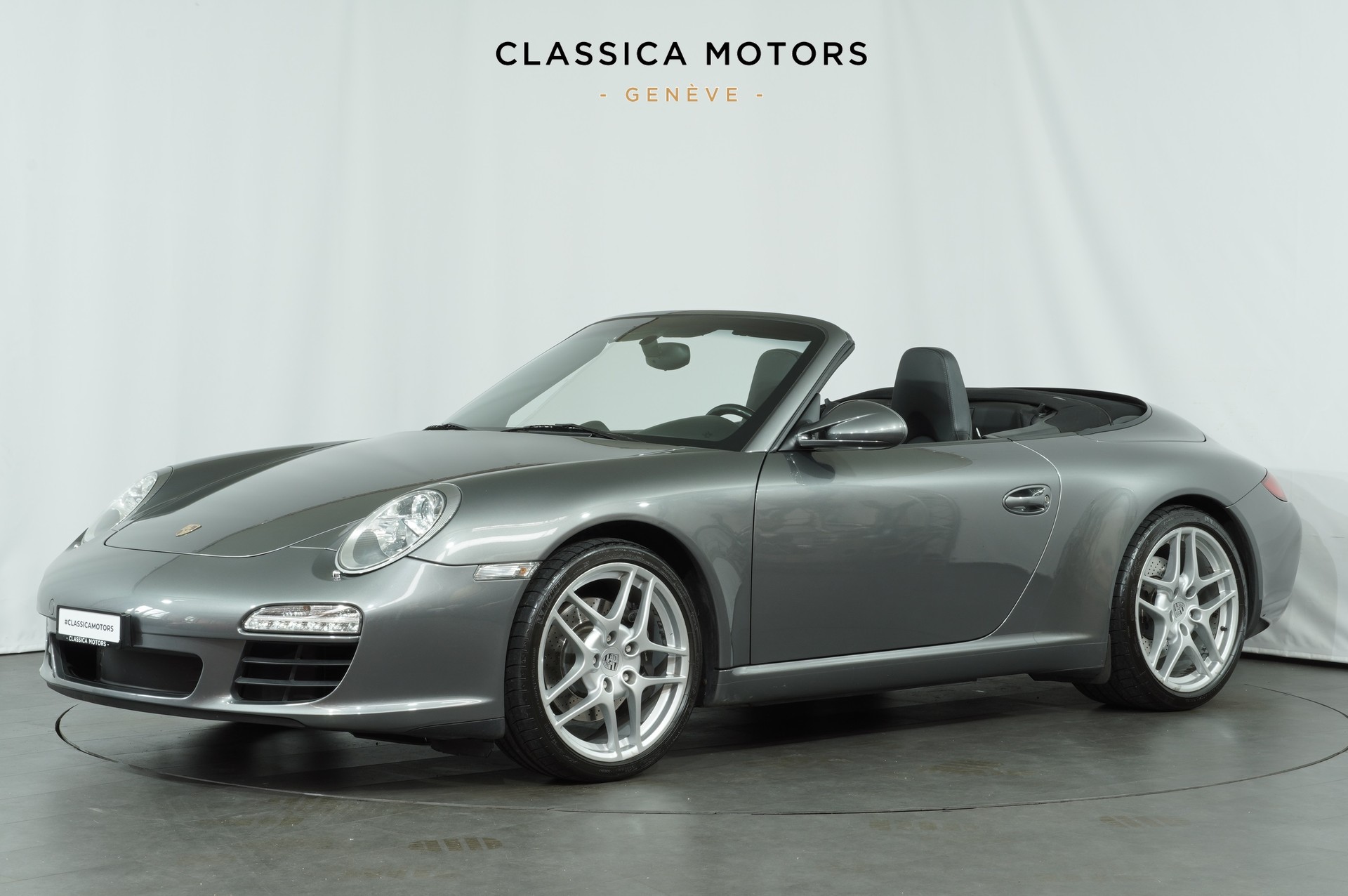 PORSCHE 911 Cabrio Carrera PDK-image-8