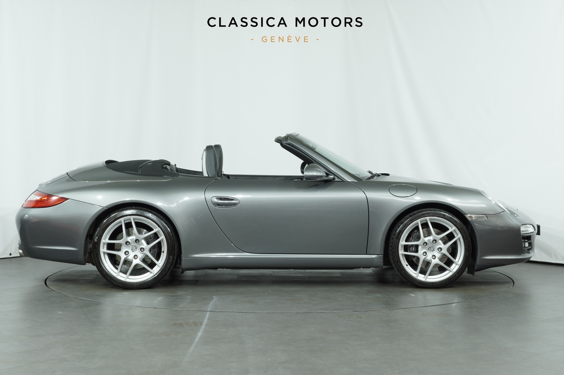 PORSCHE 911 Cabrio Carrera PDK-showroom-element-3