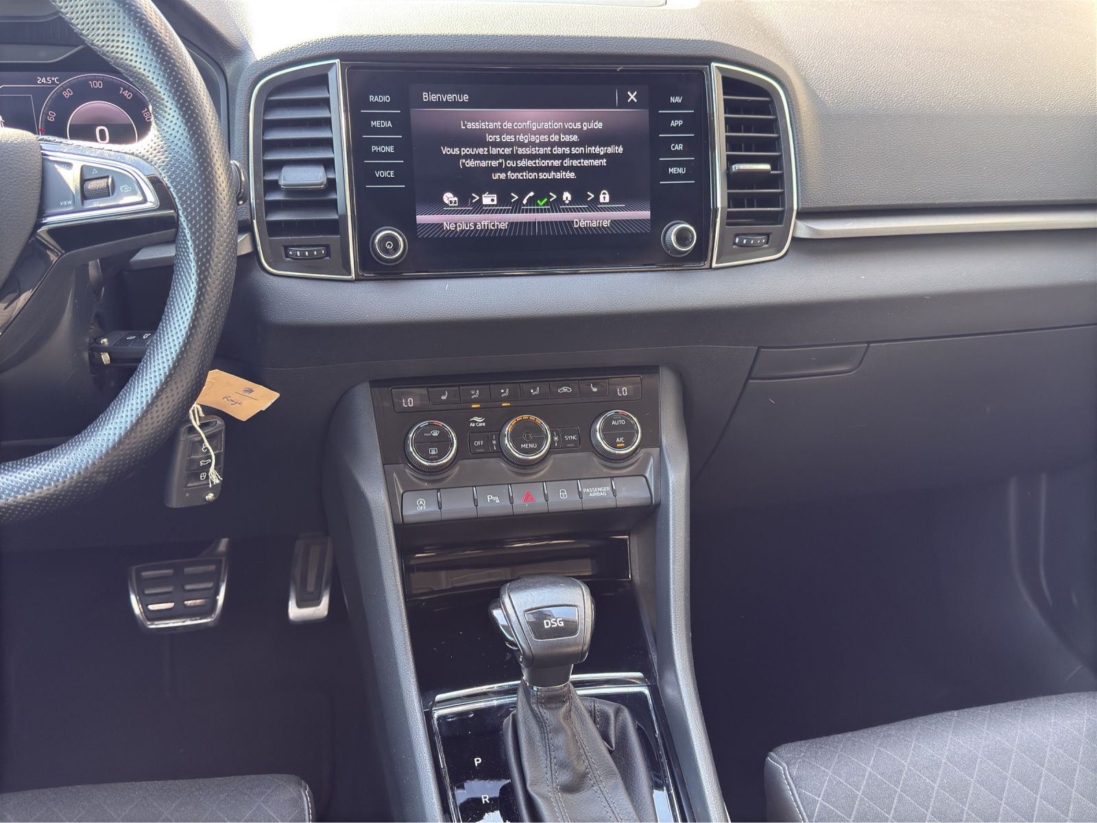 SKODA Karoq 1.5 TSI ACT Ambition DSG-image-10