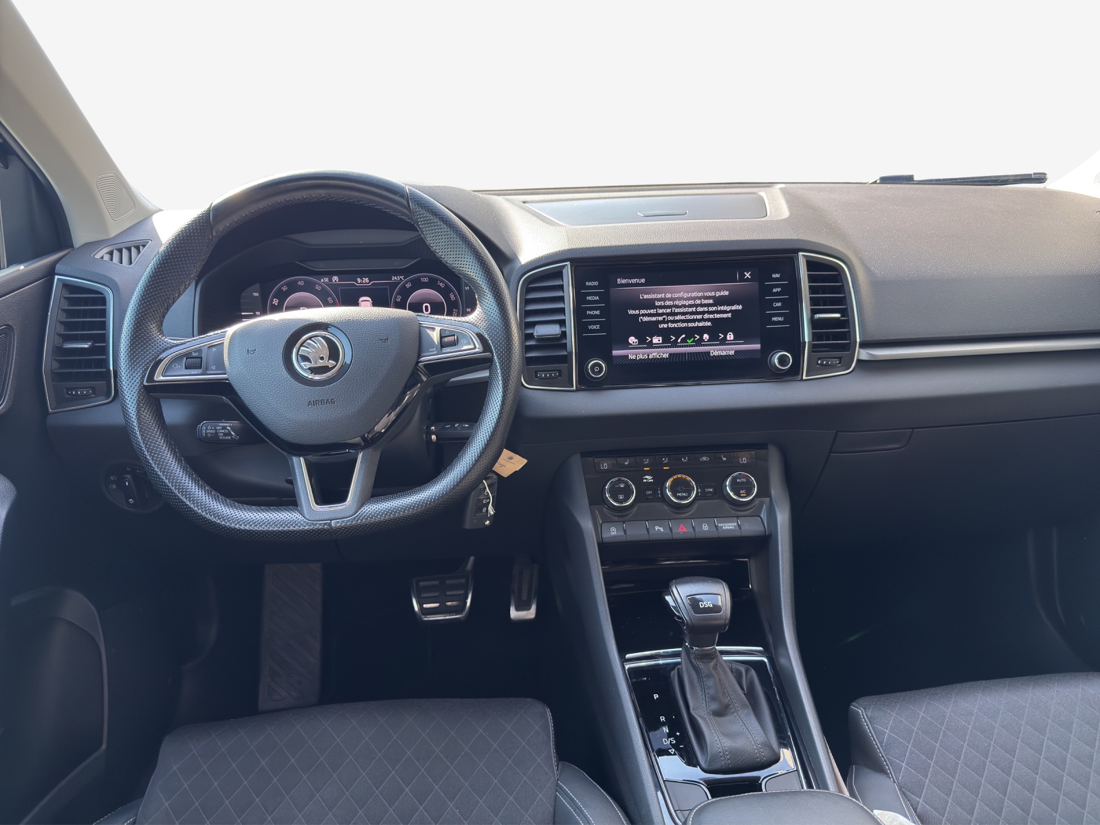 SKODA Karoq 1.5 TSI ACT Ambition DSG-image-8