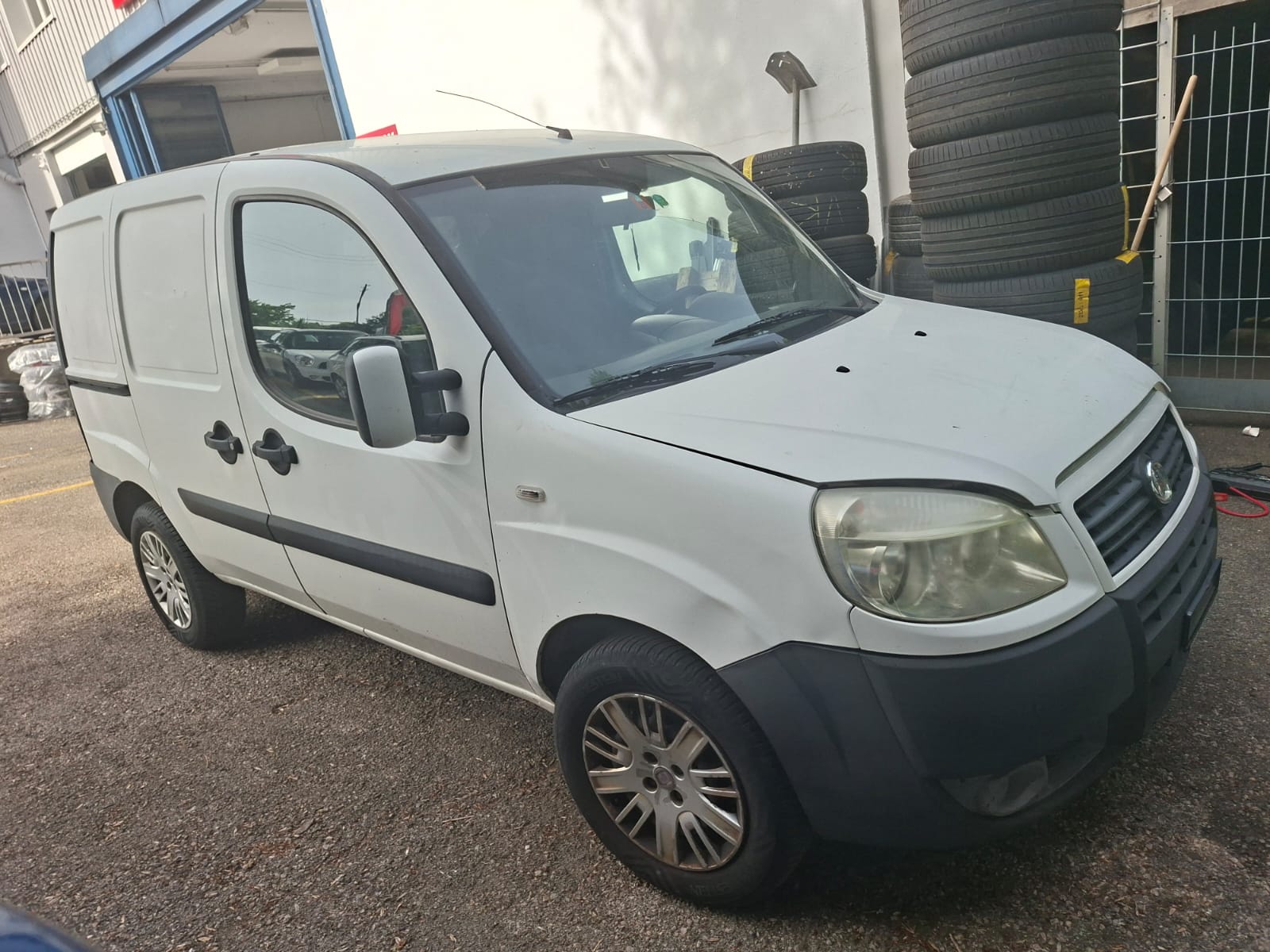 FIAT Doblò 1.3JTD Cargo Basis-image-4